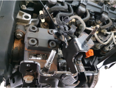 Engine type K9K646 - Nissan NV200 - X1-1052T