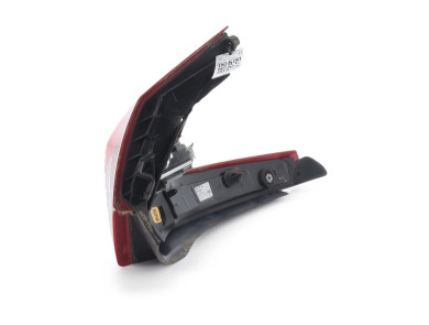 Right rear light - Volvo V60 II PH.1 - 31395929 - B1-8259Z