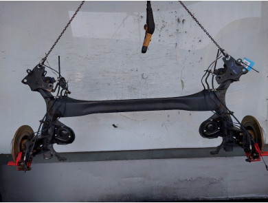 Rear axle used - Renault SCENIC - 555015448R