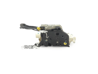 Serrure de porte arriere gauche - Audi A4 AVANT III PH.1 - Noir - 8K0839015 - R1-3046G