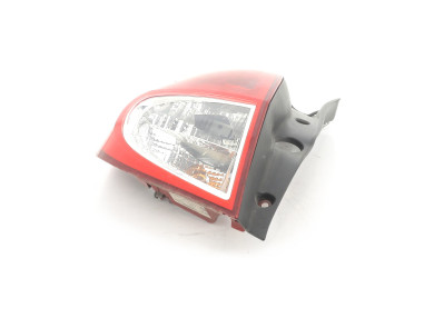 Feu arrière gauche - Renault CLIO III PH.2 - 8200886944 - Y0-8611P