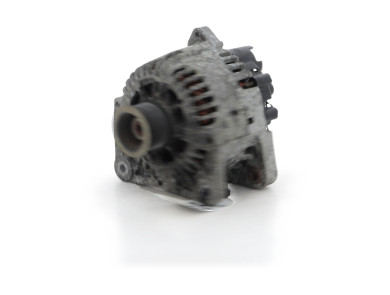 Alternator - Renault SCENIC II PH.1 2.0 16V - 8200538408 - Y0-6845K