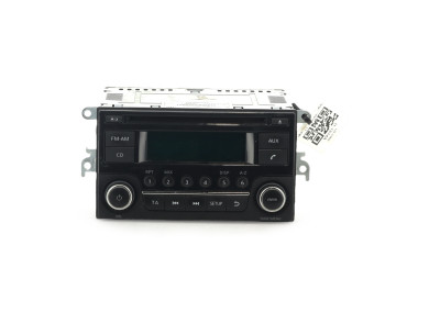 Multimedia radio