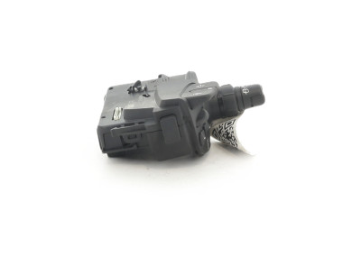 Commodo droit - Renault CLIO III PH.2 - 8201590631 - E1-1515T