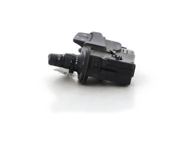 Commodo droit - Renault CLIO ESTATE III PH.2 - 8201590631 - W0-9802N