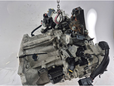 Gearbox type 430002D251 - KIA CARENS IV PH.2 - J1-9301C