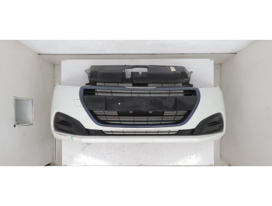 Front bumper used - Peugeot 208 - 16 134 788 80