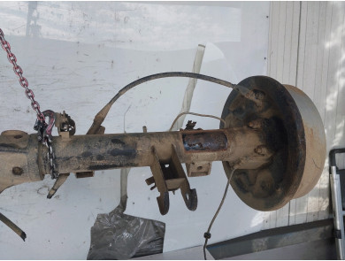Rear differential - Nissan NAVARA PICKUP I PH.1 2.5 DCI - D30033X12E - Y1-2469I