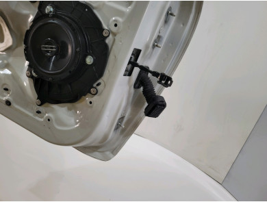 Left front door - Renault CLIO IV PH.1 - Blanc - 801017896R - P1-8838X