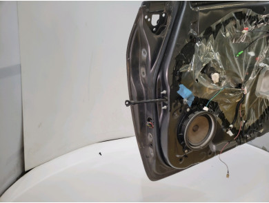 Porte avant droite - Toyota VERSO PH.1 - Bleu Fonce - 670010F020 - J1-8488K