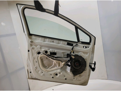 Left front door - Renault CLIO IV PH.2 - Blanc - 801017896R - Z2-0261M