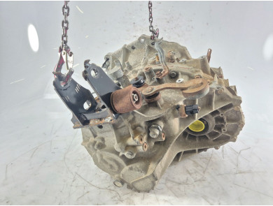 Gearbox type 3030052640 - Toyota YARIS II PH.2 - E1-9285F