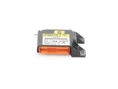 Airbag control unit used - Dacia DUSTER - 8201385569