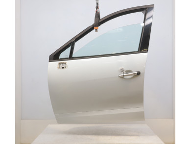 Left front door used - Renault SCENIC - 801014883R