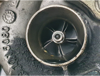 Engine type K9K704 - Renault CLIO II PH.2 - X2-0048R
