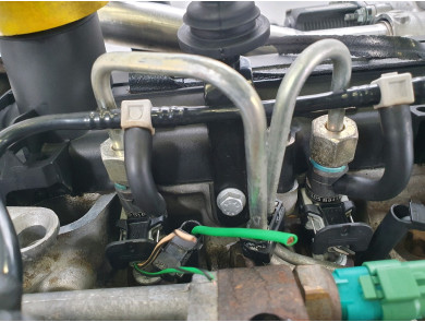 Engine type K9K704 - Renault CLIO II PH.2 - X2-0048R