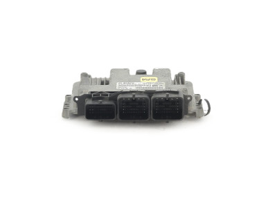 Calculateur moteur occasion - Peugeot 208 - 9807886180