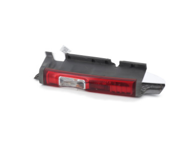 Feu arrière droit - Renault TRAFIC II PH.2 - 8200415251 - E1-5654S