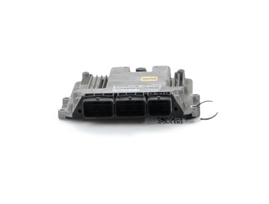Calculateur moteur occasion - Renault TRAFIC - 8200666516