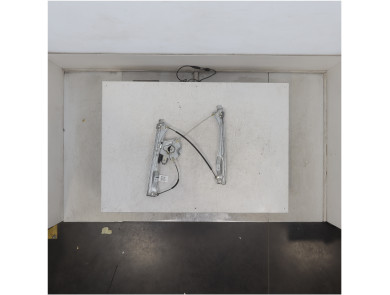 Lève-vitre avant gauche occasion - Renault CLIO - 8200843592