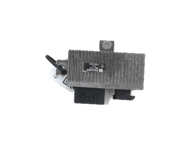 Glow cycle control unit used - Renault CLIO - 7700111525