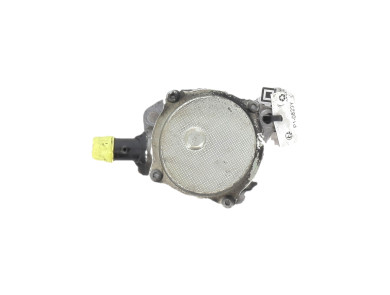 Vacuum pump used - Renault CLIO - 146505272R
