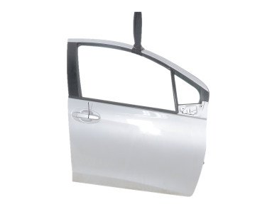 Right front door  used - Toyota YARIS - 670010D500