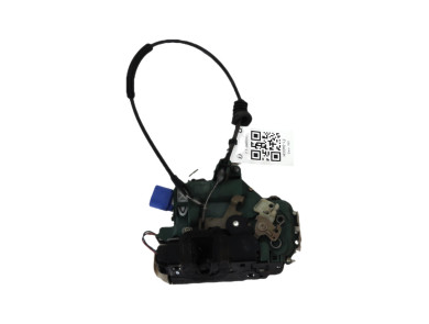 Right front door lock used - Volkswagen POLO - 7E1837016A