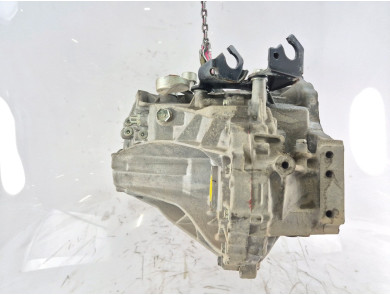 Boîte de vitesses type 3030052891 - Toyota YARIS III PH.1 - C1-5946Z