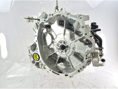 Boîte de vitesses type TZ215XS002 - Toyota COROLLA XII PH.1 - U1-5948J