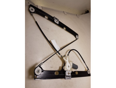 Left front window-lift used - Mercedes VANEO - 2208204542