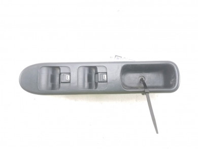 Platine de commande lève-vitre gauche occasion - Peugeot 307 - GPA-21-0000809