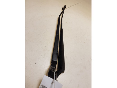 Front wiper arms (x2) used - Subaru JUSTY - GPA-21-0002500