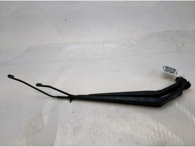 Front wiper arms (x2) used - Mazda MAZDA 5 - CC3067321A