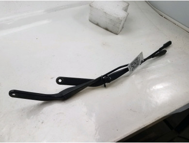 Front wiper arms (x2) used - BMW X1 - 61619450000