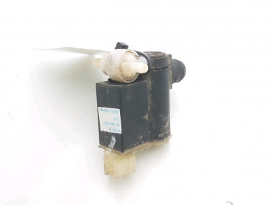 Washer fluid pump used - Chevrolet NUBIRA - 96389088