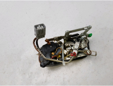 Left front door lock used - Toyota HI-ACE - GPA-22-0011908
