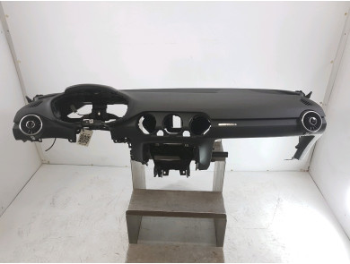 Planche de bord occasion - Audi TT - 8S1857001P 24A