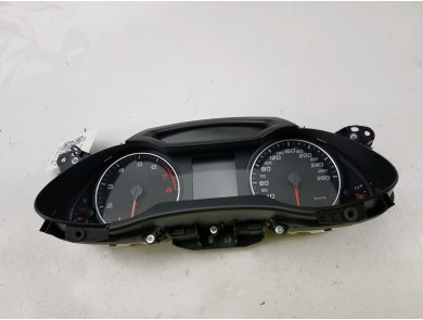 Odometer used - Audi A4 AVANT - 8K0920930A