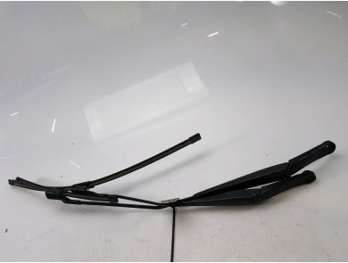 Front wiper arms (x2) used - Fiat 500L - 51883631