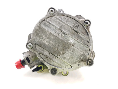 Pompe à vide occasion - Audi A4 AVANT - 06E145100AA