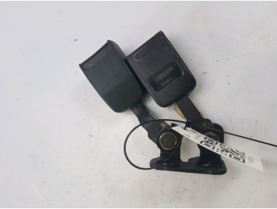 Attache ceinture sécurité arrière gauche occasion - Peugeot 607 - 8973 XE