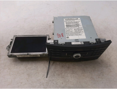 Multimedia radio used - Mercedes CLASSE E - 2129008409