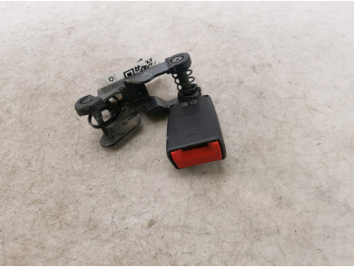 Attache ceinture sécurité arrière gauche occasion - BMW SERIE 3 COMPACT - 72118253871