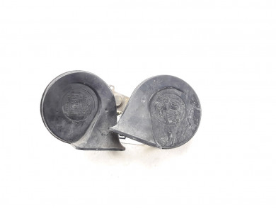 Horn used - Alfa-Romeo 147 - 60813511