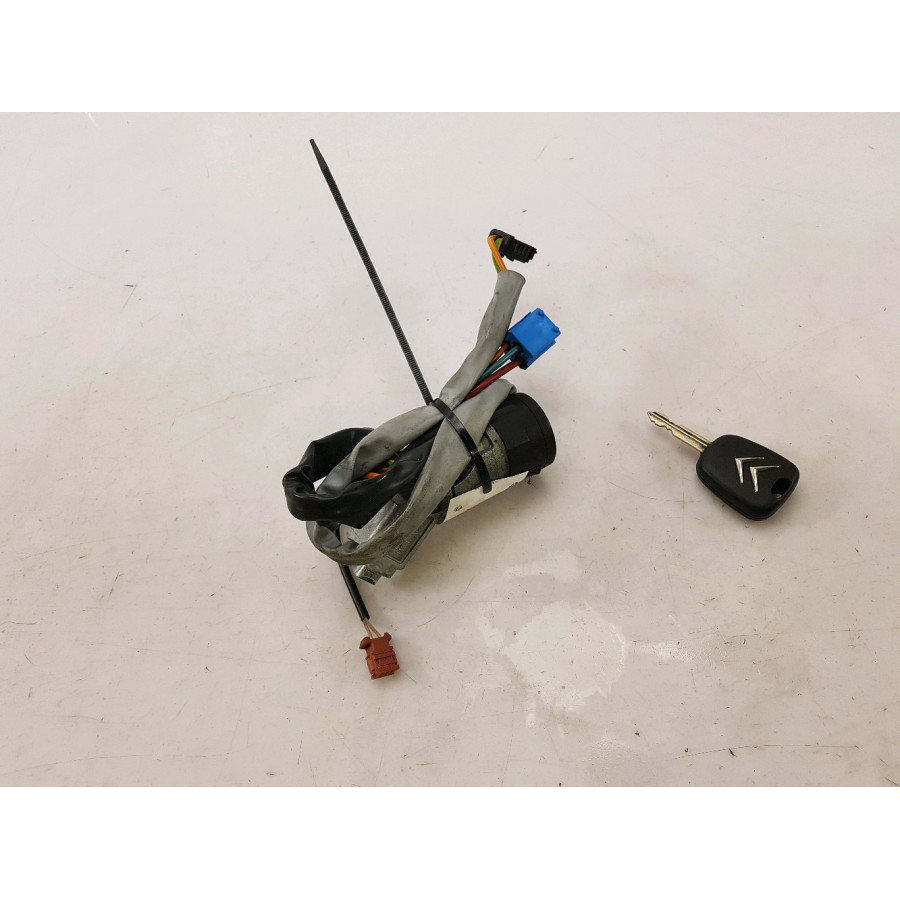 Joint spi moteur Prox pour moto KTM 60 SX 1997-2008 50-1744/ 20x35x6 Neuf Joint spi moteur Prox pour moto KTM 60 SX 1997-2008 50-1744/ 20x35x6 Neuf