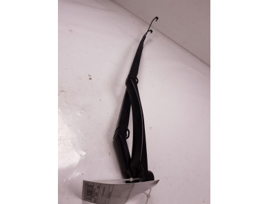 Front wiper arms (x2) used - Toyota RAV4 - 8521142130