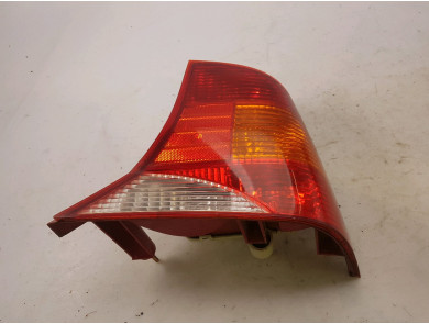 Feu arrière droit occasion - Ford FOCUS - 1150021