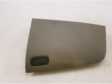 Couvercle droit de boite à gants occasion - Renault TRAFIC - 685116707R