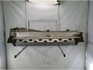 Left running board used - Porsche CAYENNE - GPA-23-0023393
